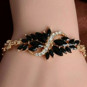 ⬛⚫ Onyx Leaf Stone Gold Plated Bracelet